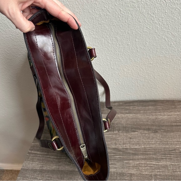 Patricia Nash Multicolor Floral Shoulder Bag - Picture 8 of 15